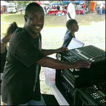 Vince with Live Sound Vince with Live Sound